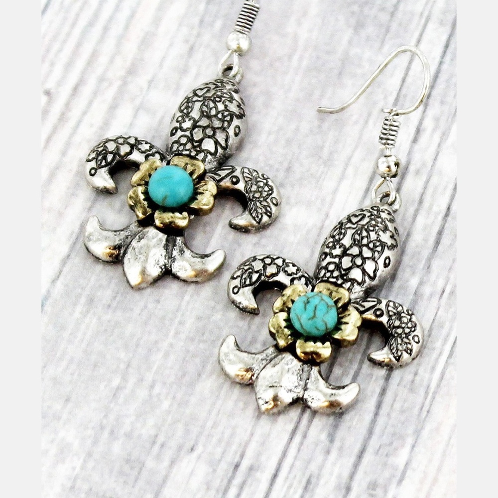 *3/$22* 2-tone Turquoise bead Fleur de Lis earring